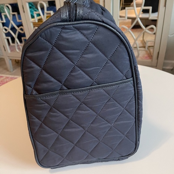 Quilted Weekender Bag in Black- Brand New! - Picture 7 of 7